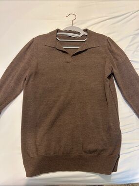 TKEQ Brown V-Neck Collared Sweater Medium Equestrian